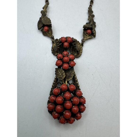 Vintage Victorian Revival Necklace Brass Faux Coral Czech Art Nouveau - Picture 5 of 8